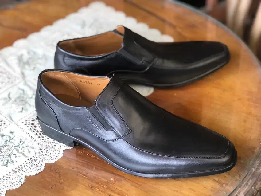 Sepatu pria formal sale