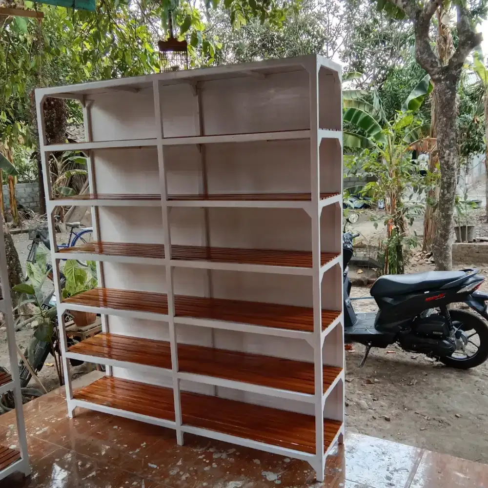 Rak kayu bisa custom