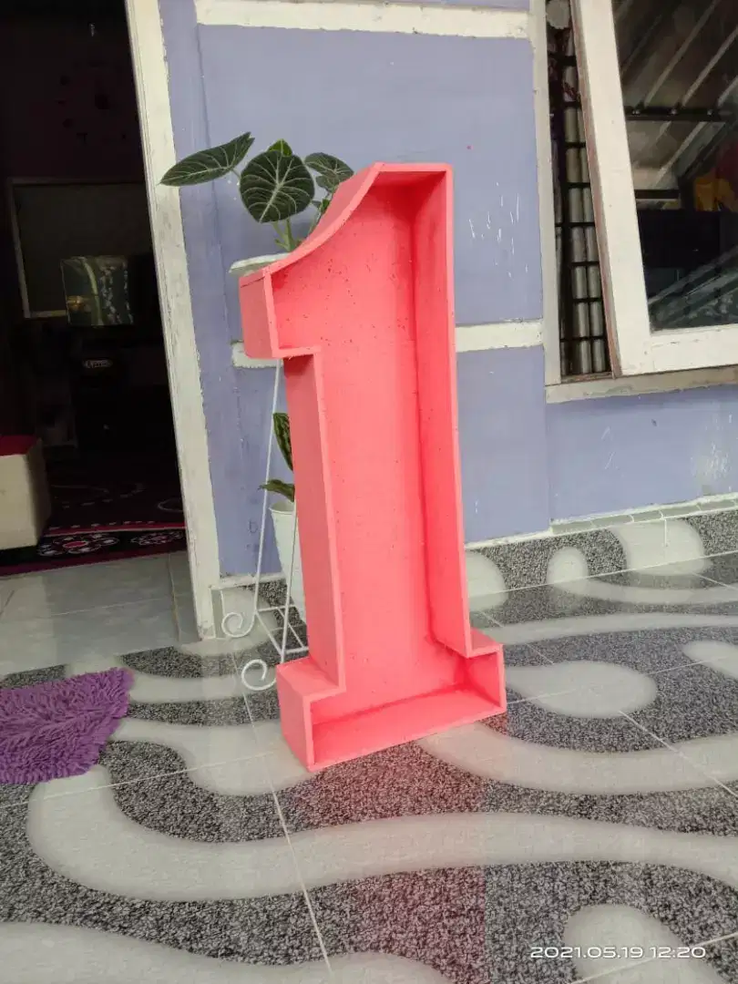 Angka styrofoam standing untuk dekorasi