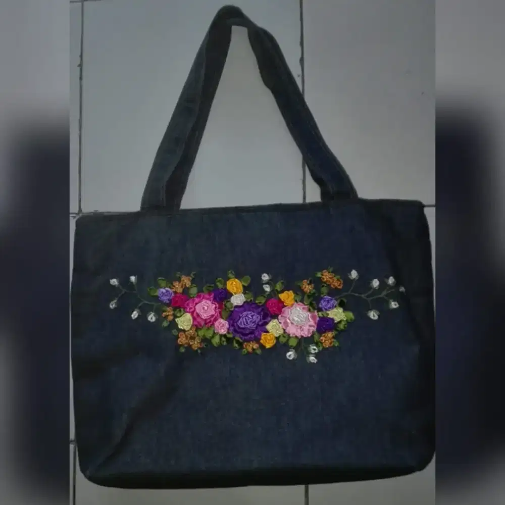 tas wanita sulam pita