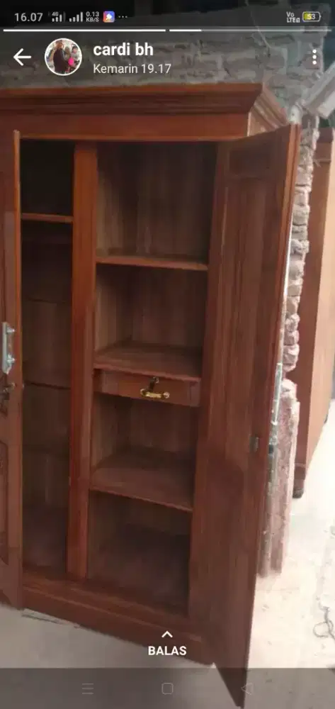 Lemari jati 2 pintu ukir
