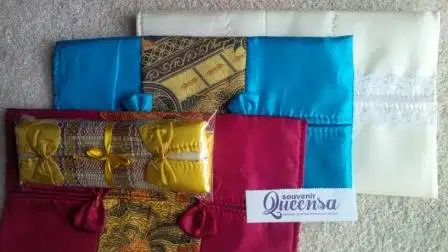 Souvenir Sarung Tissu satin