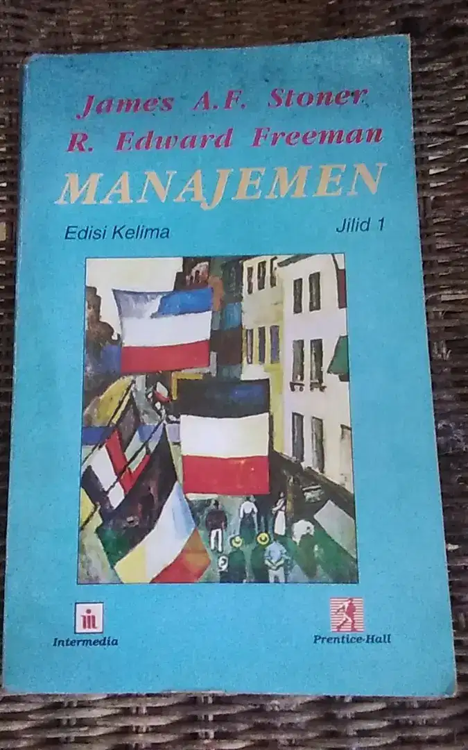 Buku Manajemen Edisi Kelima