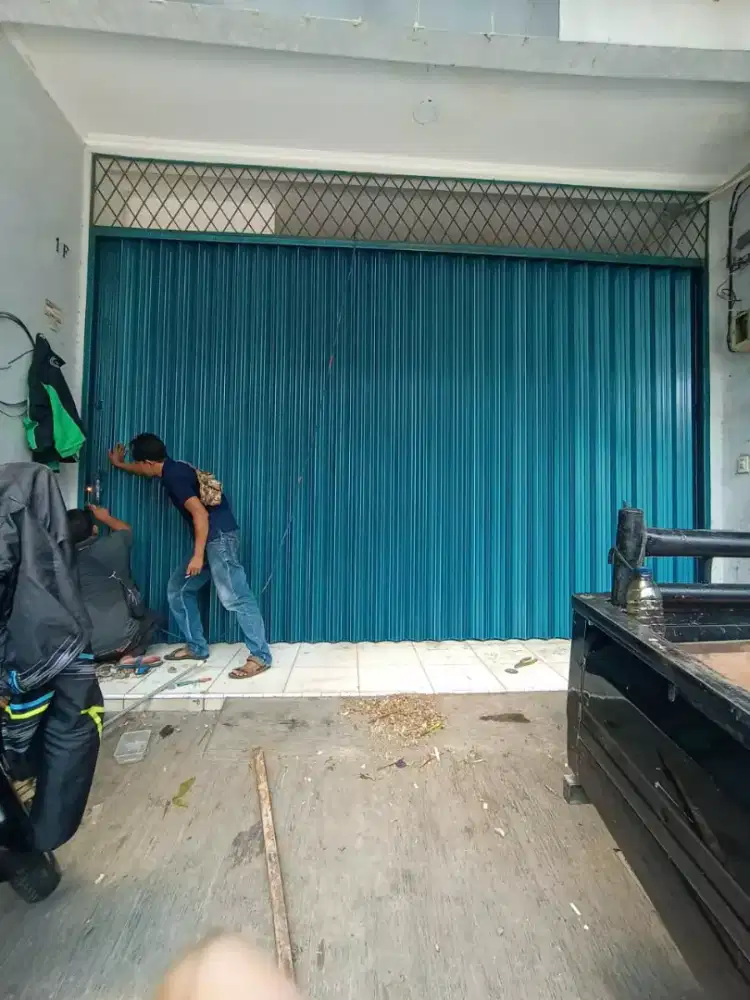 Jasa rolling door tebet