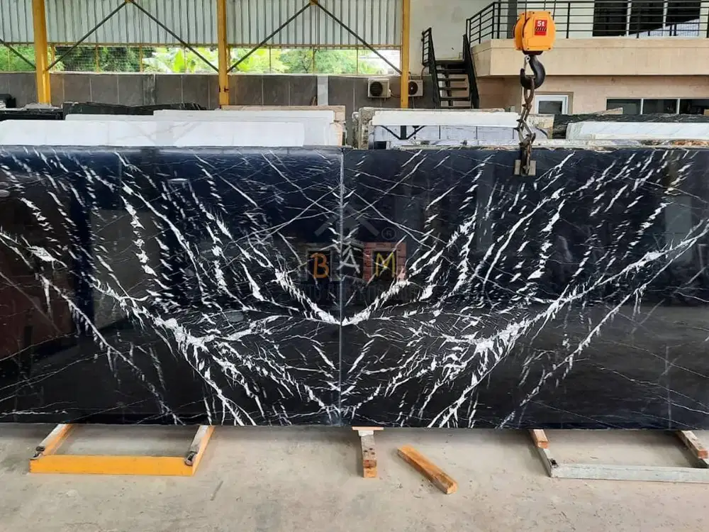 MARMER ITALIAN BLACK