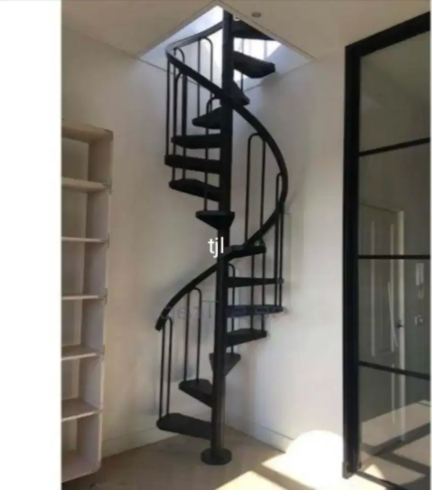 tangga putar minimalis modern tjl