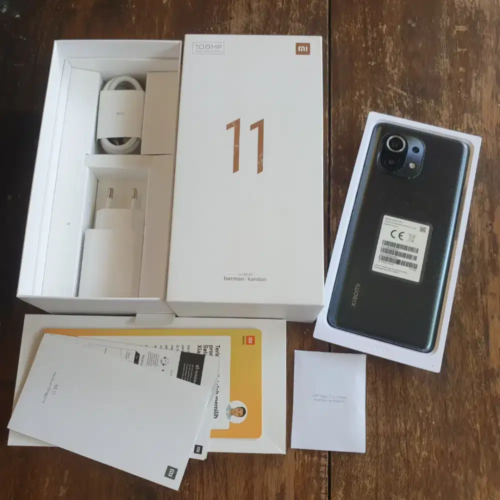 Xiaomi Mi 11 Layar Edge HP 5G Kamera 108MP Garansi Resmi Xiaomi Mi11