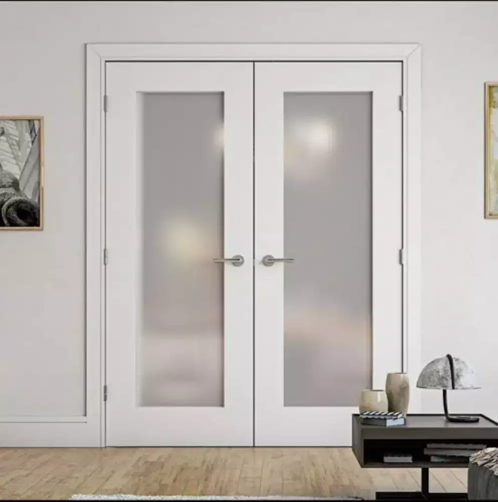 Dekor kaca dengan stiker sanblas kaca film gelap