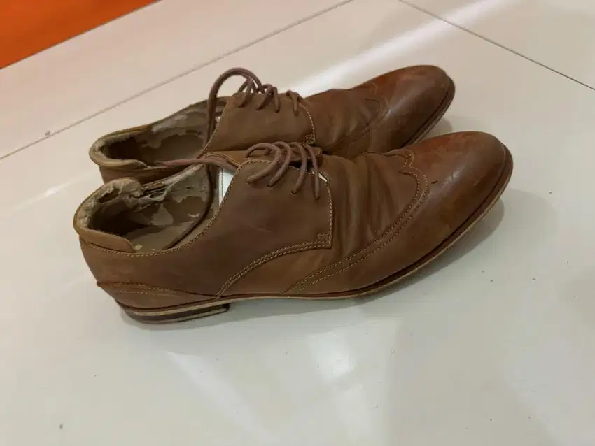 Sepatu pedro laki laki