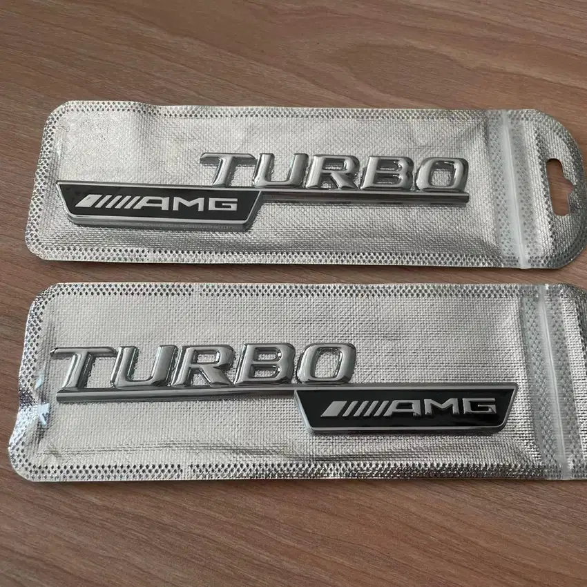 Sepasang Emblem Fender Samping Turbo AMG Mercedes Benz Emblem Turbo