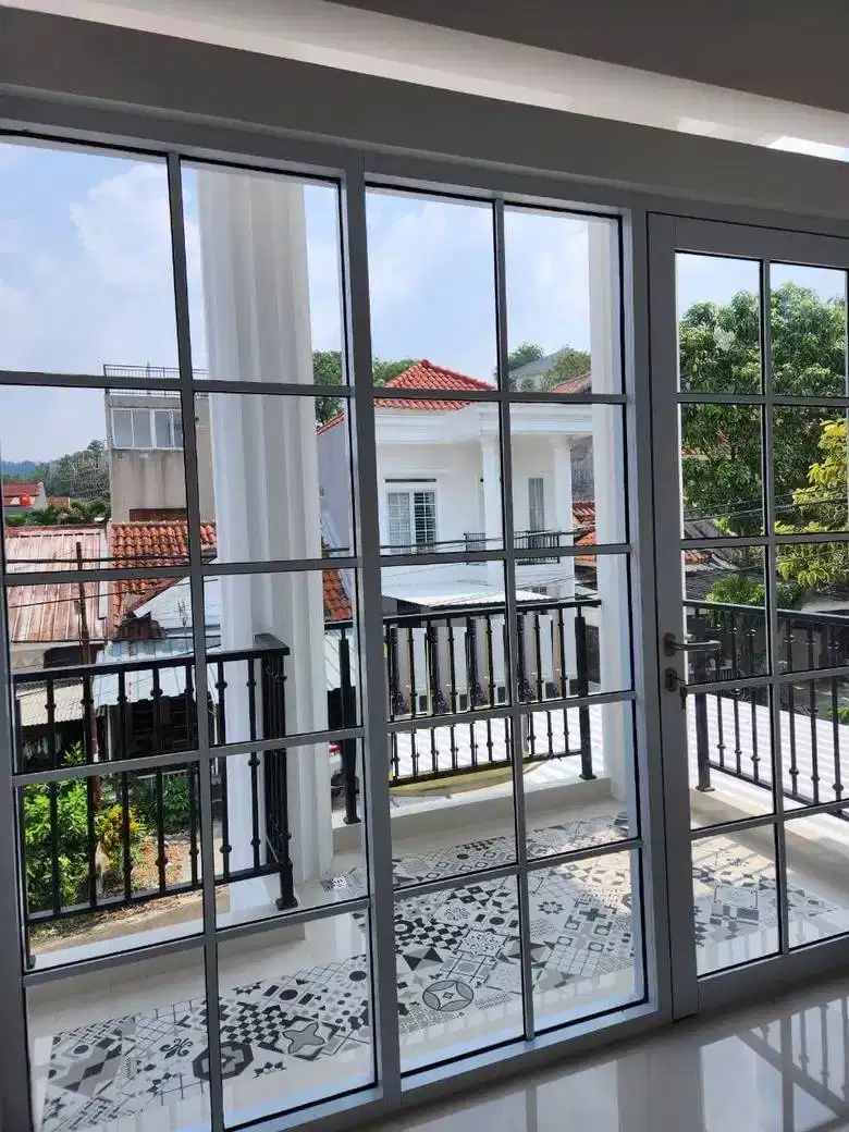 Rumah 2 lantai Bagus 143/90 di Sentul City Bogor