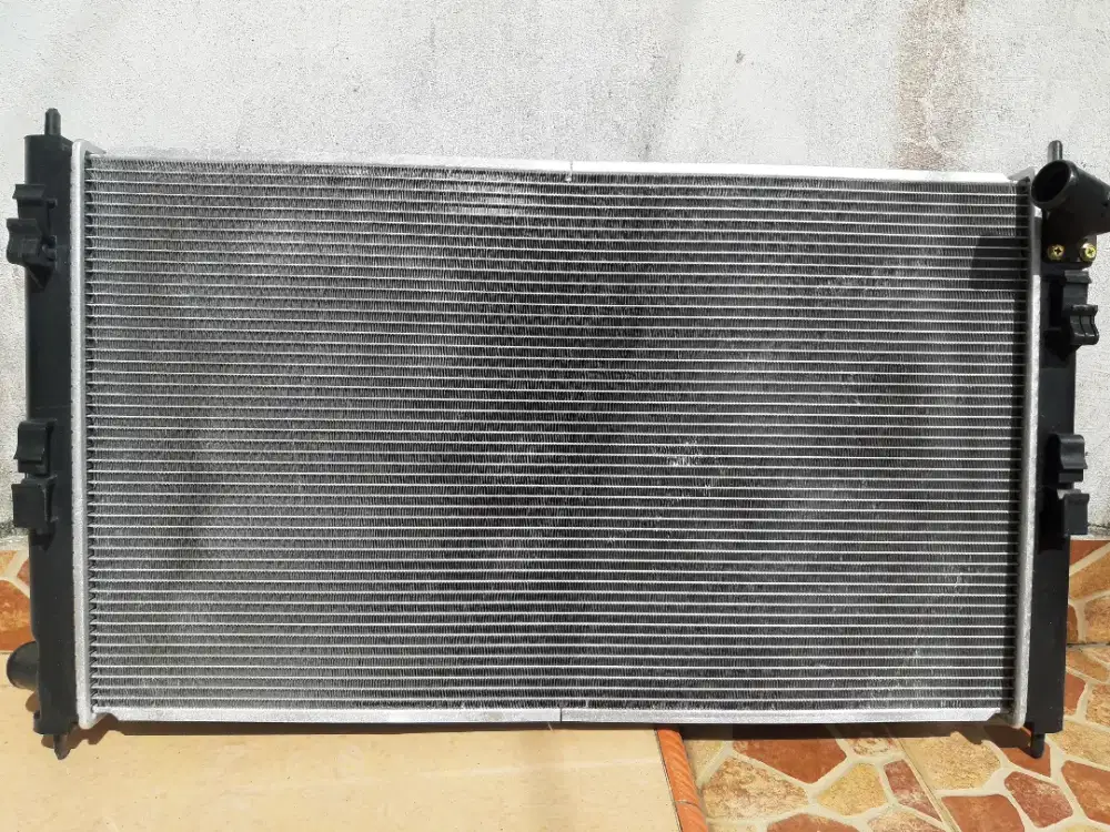 Radiator Outlender Sport