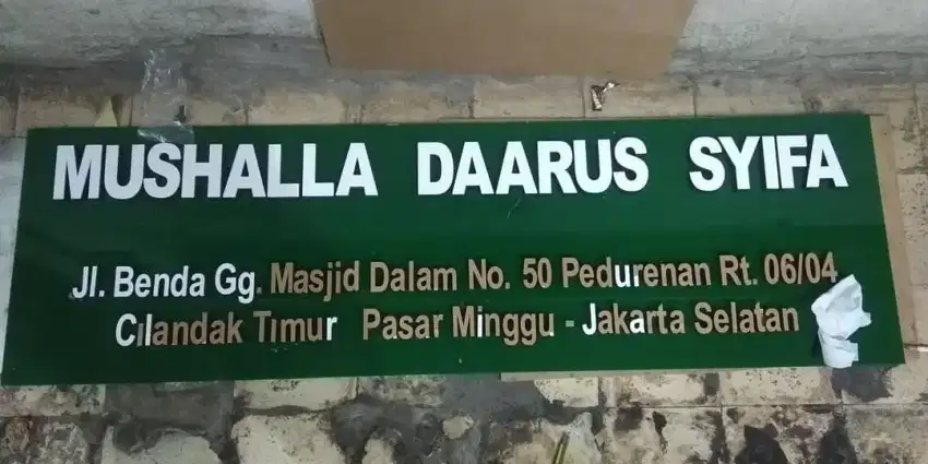 Latter Akrilik Spon