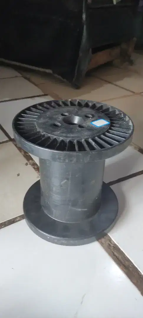 TEMPAT GULUNGAN KABEL (ADA 12 BIJI)