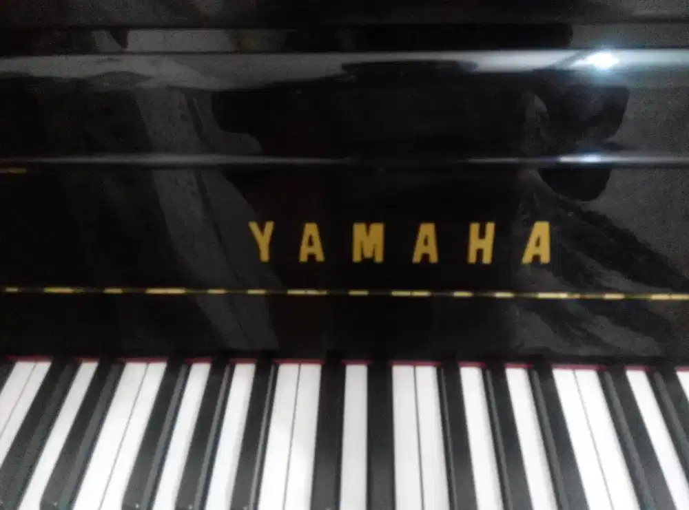 piano yamaha LU 80 cpe pedal 2.like new. build up japan