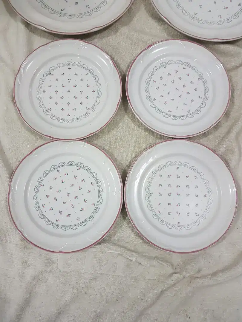 16 pcs porselen Dinner+tea set Victoria-Japan 1990