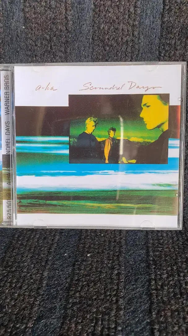 CD A-ha (Scoundrel Days)