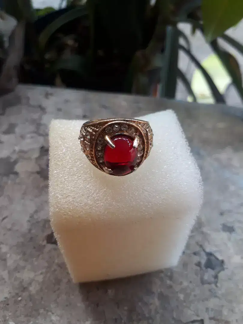 Cincin batu merah delima mbah bejo