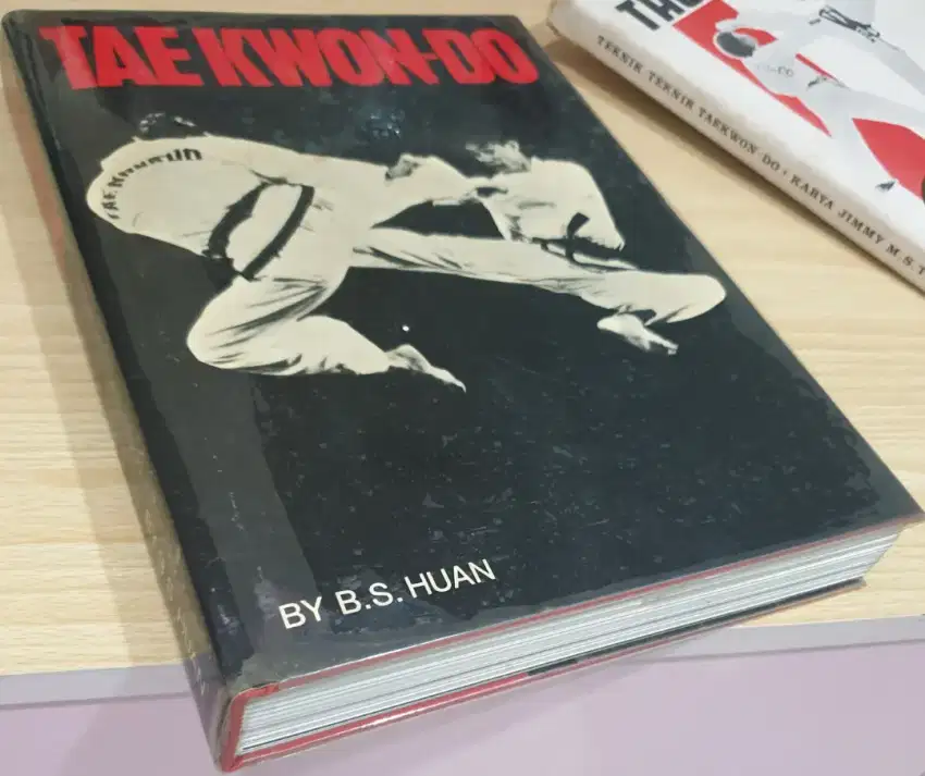 TAE KWON-DO By B.S. Huan Hard cover