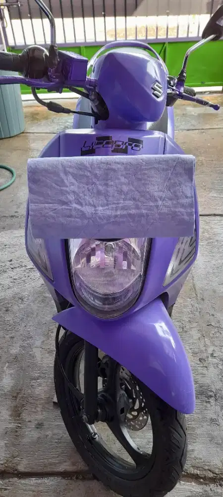 Suzuki Lets Purple 2013