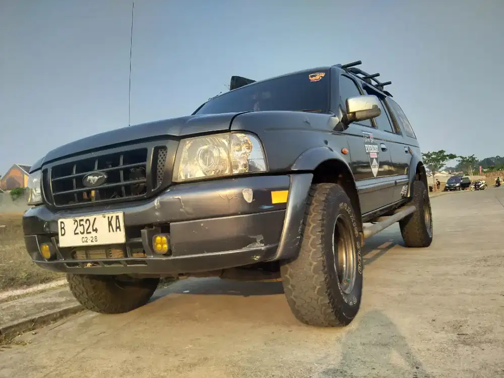 Ford Everest 4x4 M/T