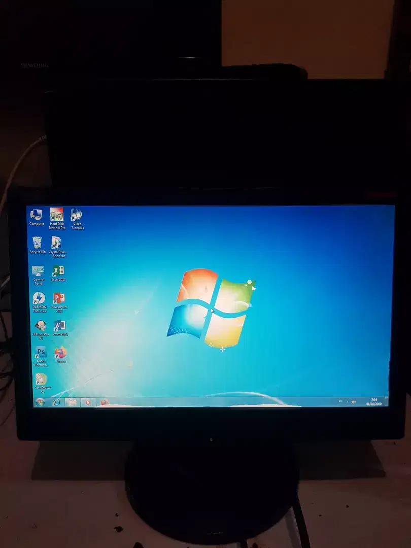 Monitor LCD GTC 16 inc