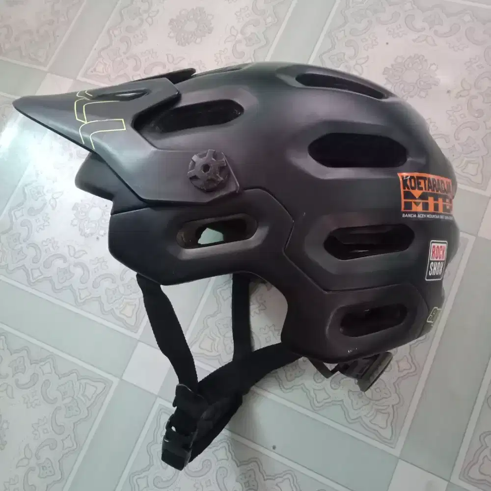 Helm cairbull online supercross