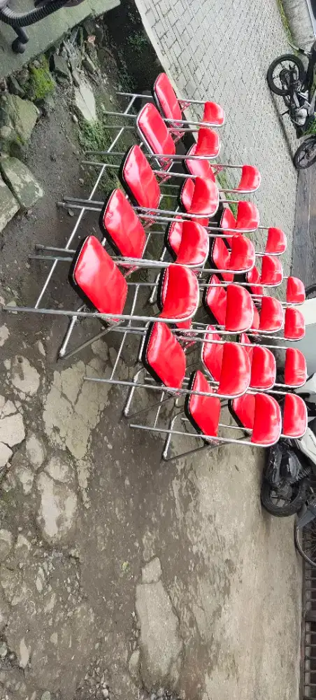 Jual kursi lipat Chitose merah kilat