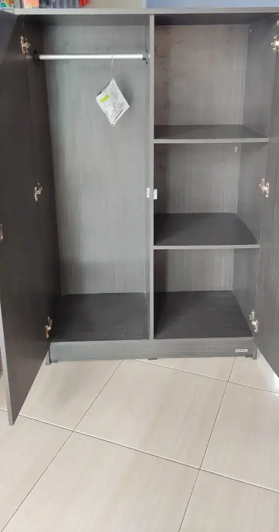Lemari 2 pintu second