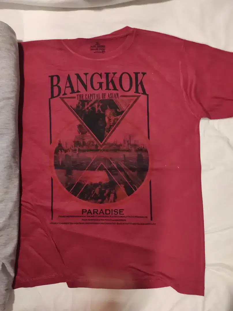 Baju kaos T-shirt Bangkok kain halus dingin