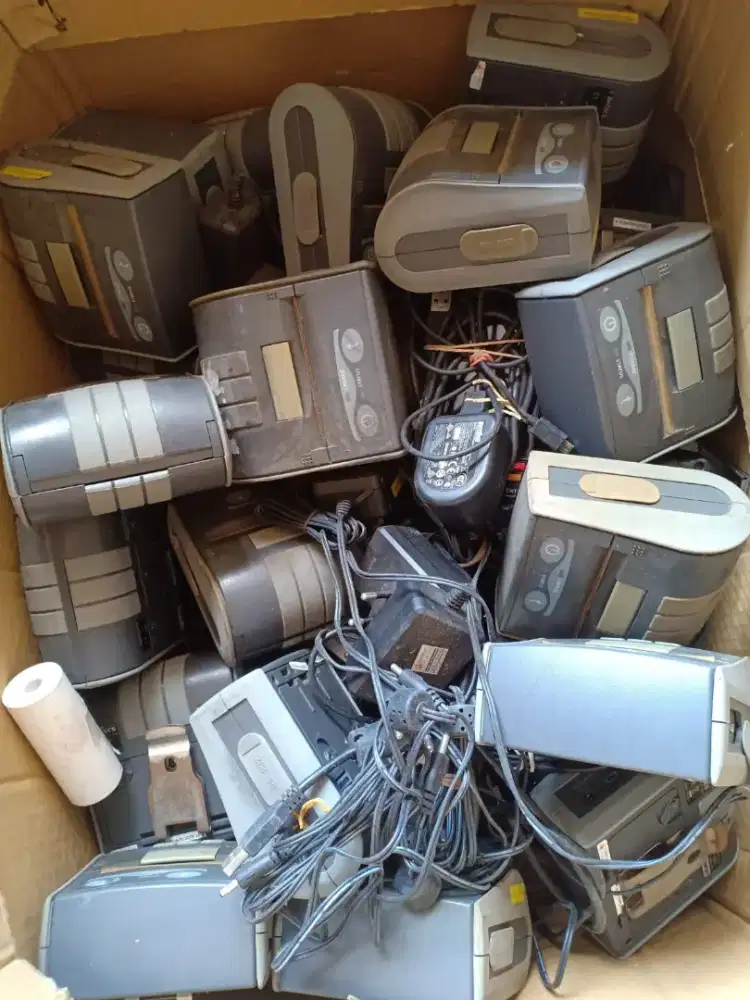 Di beli komputer rusak