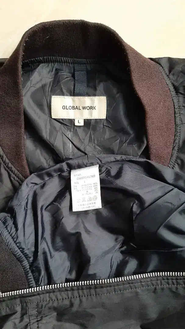 Jaket Bomber GLOBAL WORK