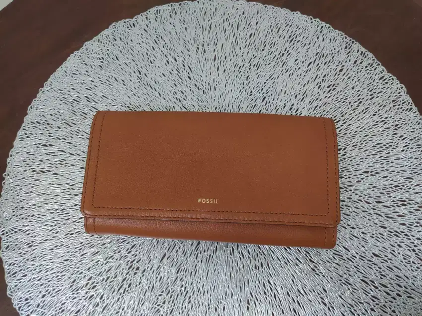 LONG WALLET FOSSIL (AUTHENTIC)