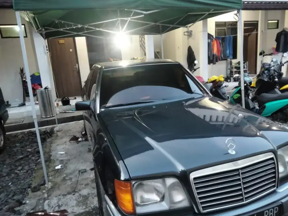 kaca film mobil dan jendela rumah atau gedung