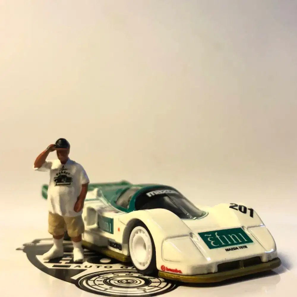 Mazda 787B Hot Wheels Premium Team Transport Car Culture Loose