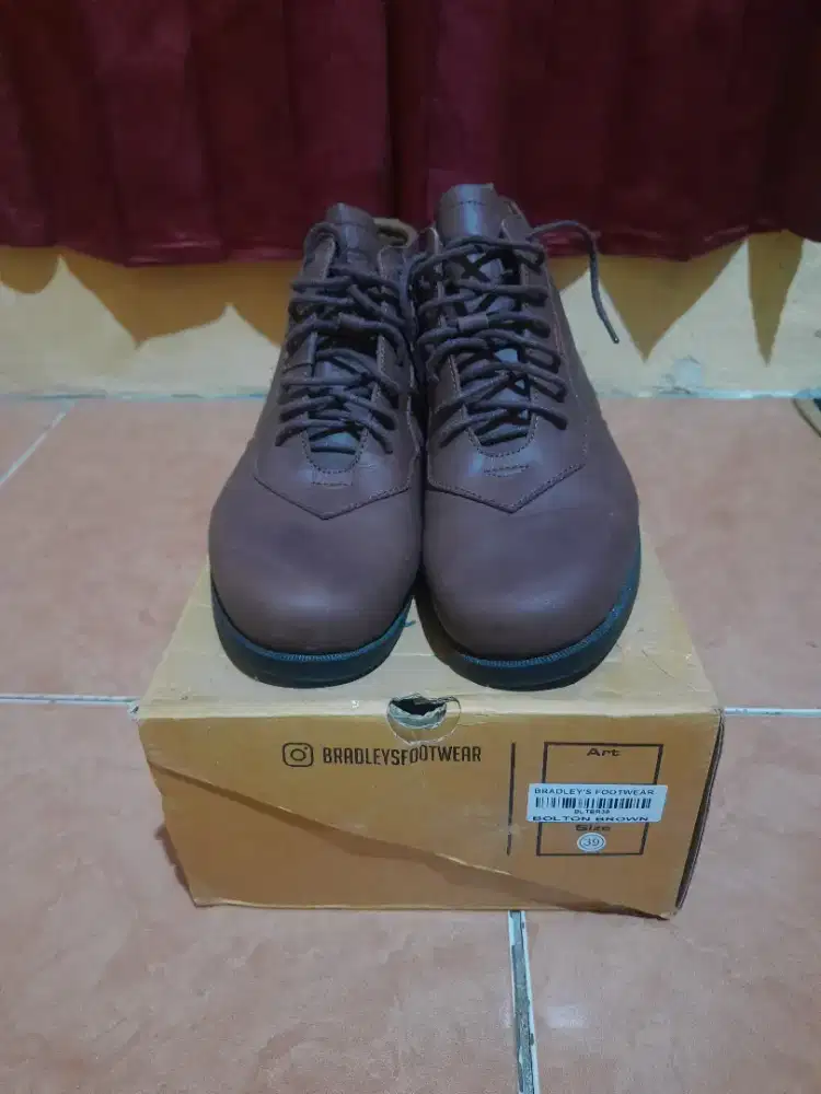 Sepatu coklat Bradleys foitwear /sepatu kulit boots formal/casual pria