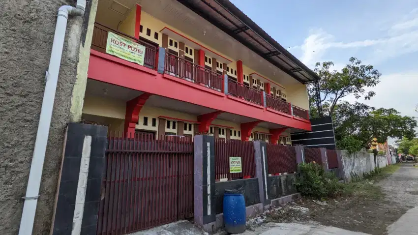 Dijual Kosan / Kosan / Kos-kosan 8 Pintu di Perum Indramayu Kota