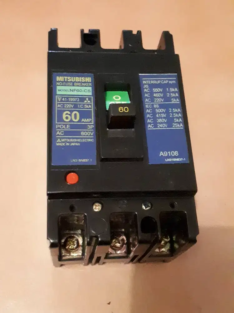 Mitsubishi NF60-CS No-Fuse Breaker MCCB 60 A AC 600 V 3phase  (A-496)