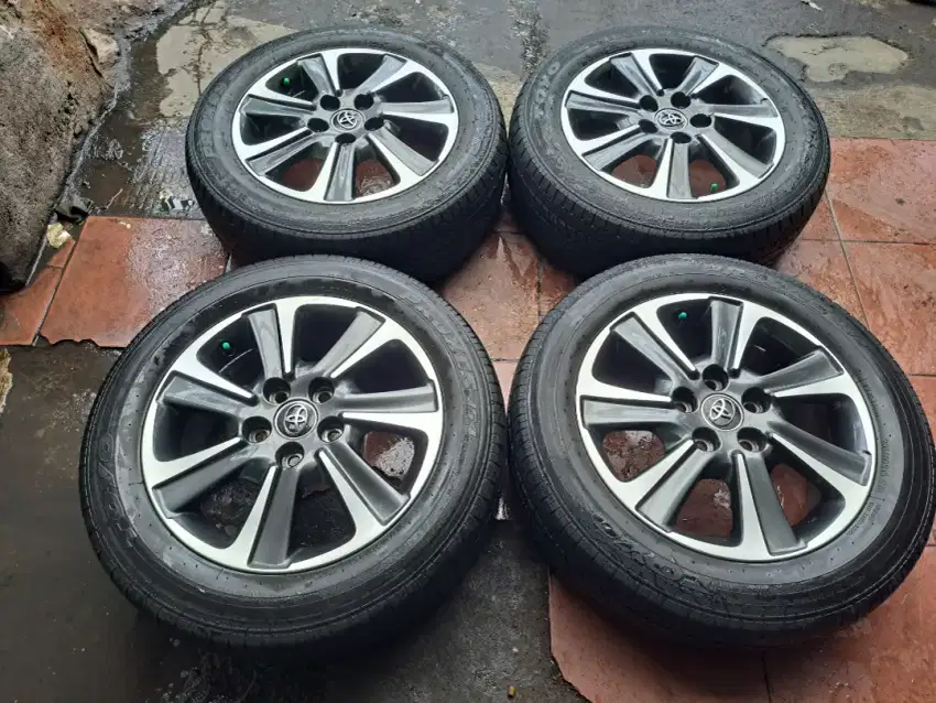 Velg dan ban r16 original toyota voxy for innova nav gran max cary new