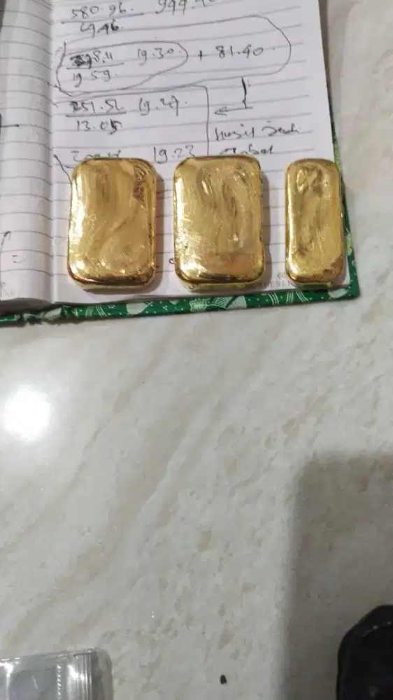 DI BELI EMAS DAN BERLIAN HARGA TINGGI insyaAllah