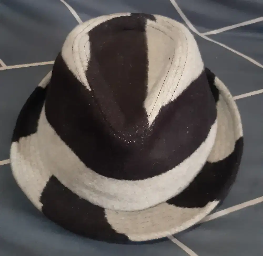 Topi Fedora Black/Grey