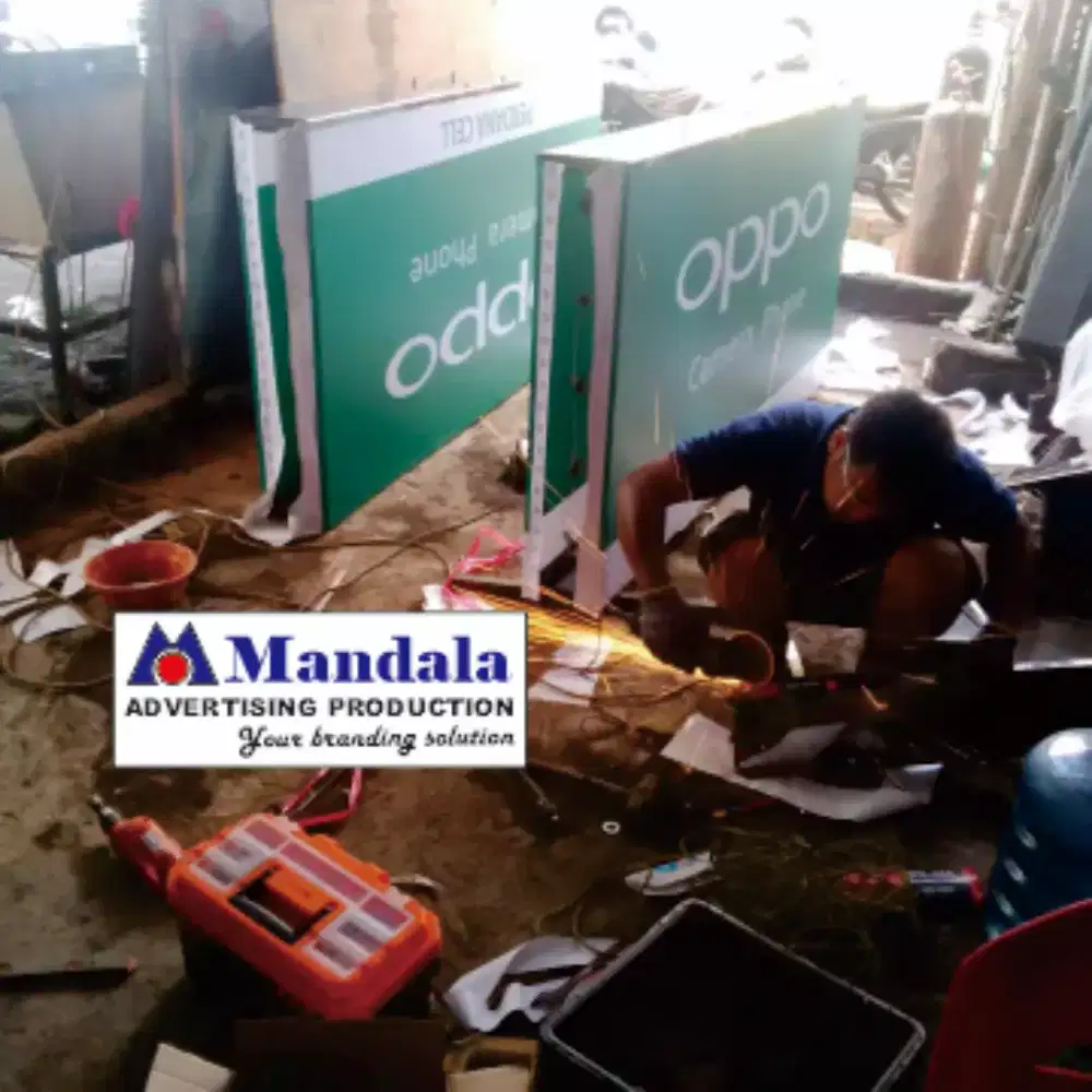 Pusat reklame neon box advertising surabaya neonbox