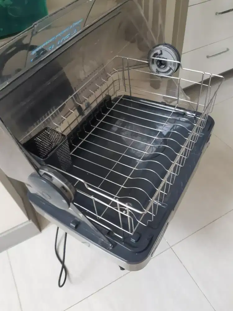 Di jual Dish Dryer Model : DD 60 Merk Sanken