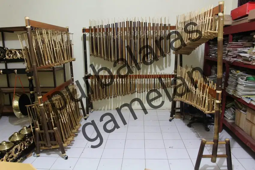 ANGKLUNG UNIT BESAR