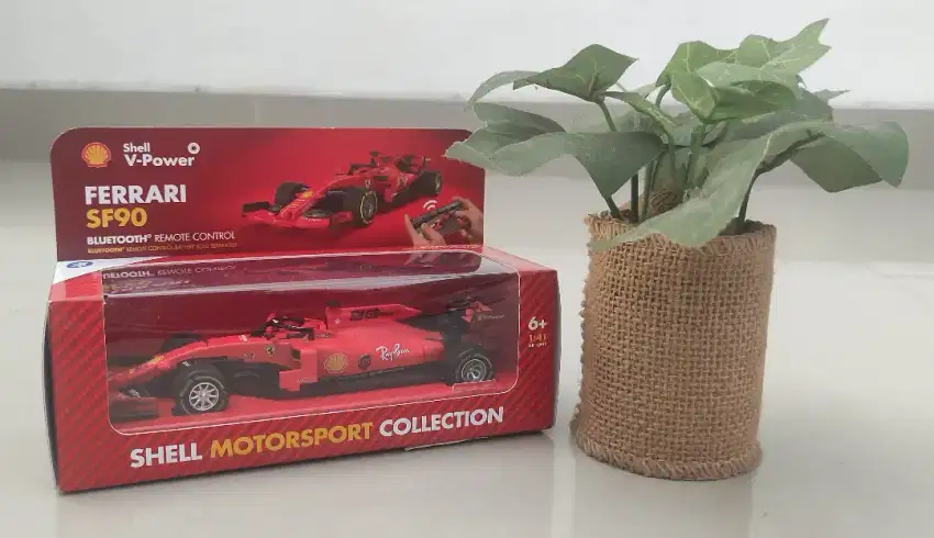 Ferrari SF90 Shell Motorsport Collection