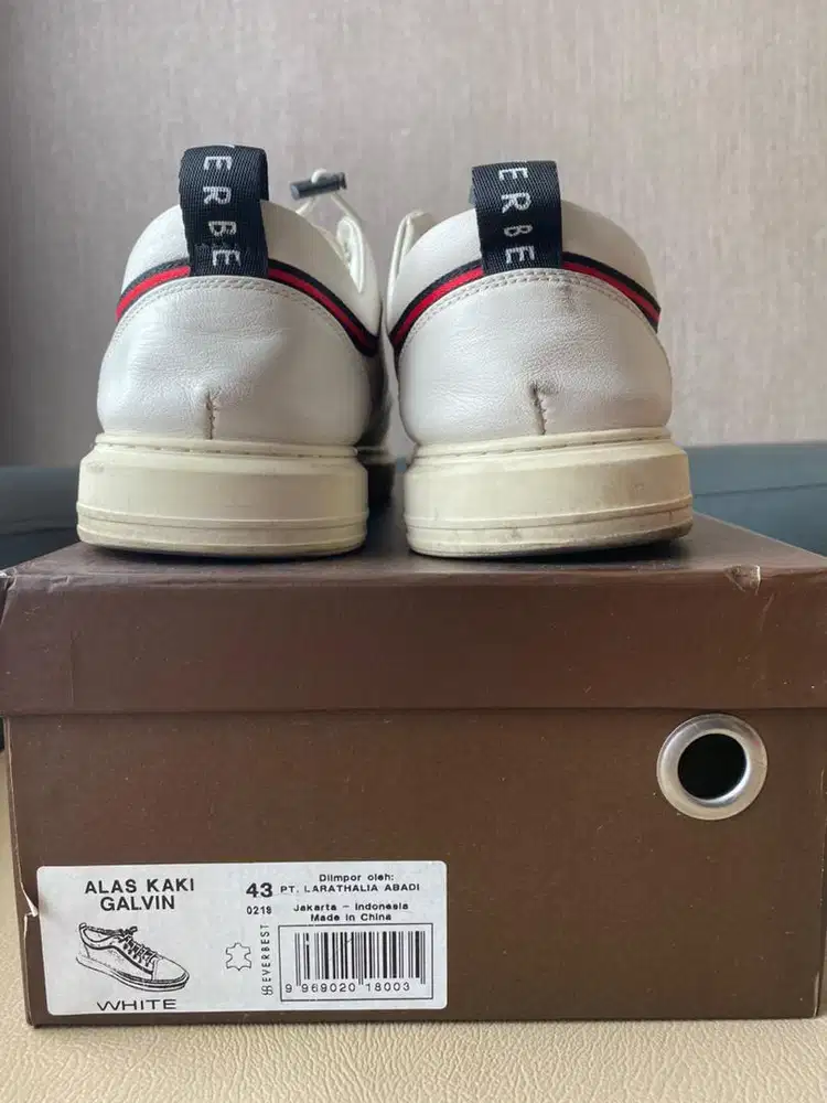 Sepatu Everbest Pria