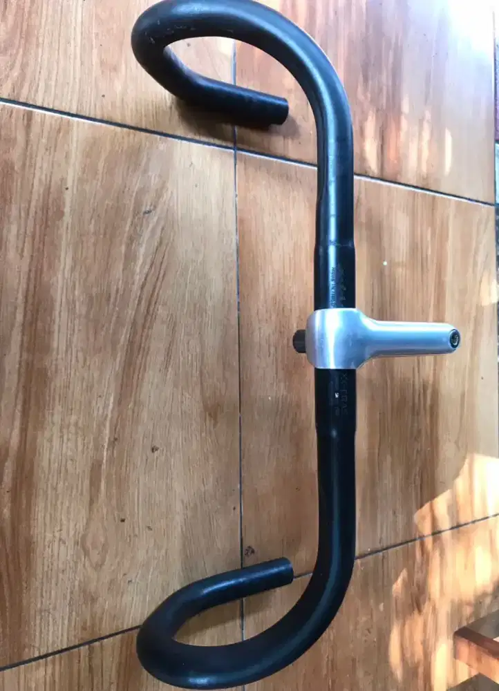 dropbar modolo x-eras Italy, lebar 42cm cm & stem nitto dynamic Japan