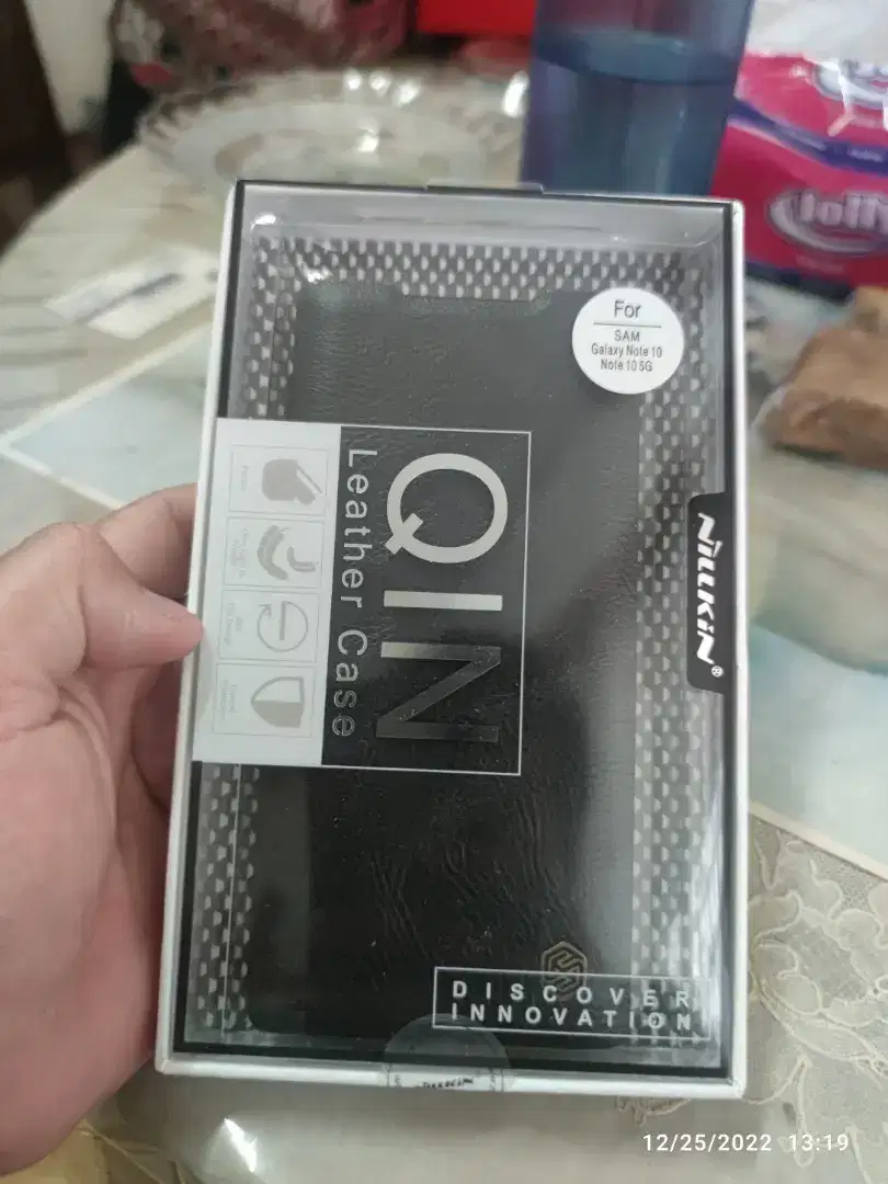 Nillkin qin leather case samsung galaxy note 10 biasa