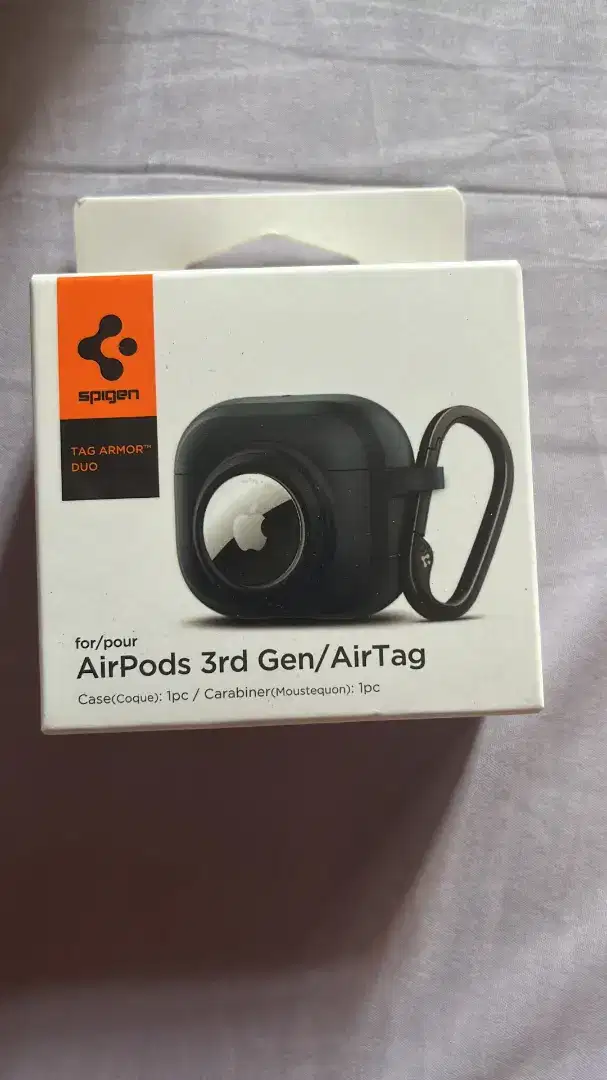 Casing spigen airpod 3 with airtag baru malang