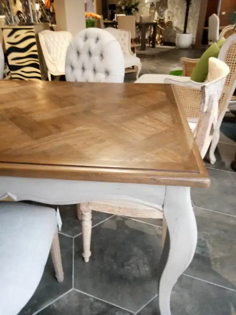 Dinning Table / Meja Makan